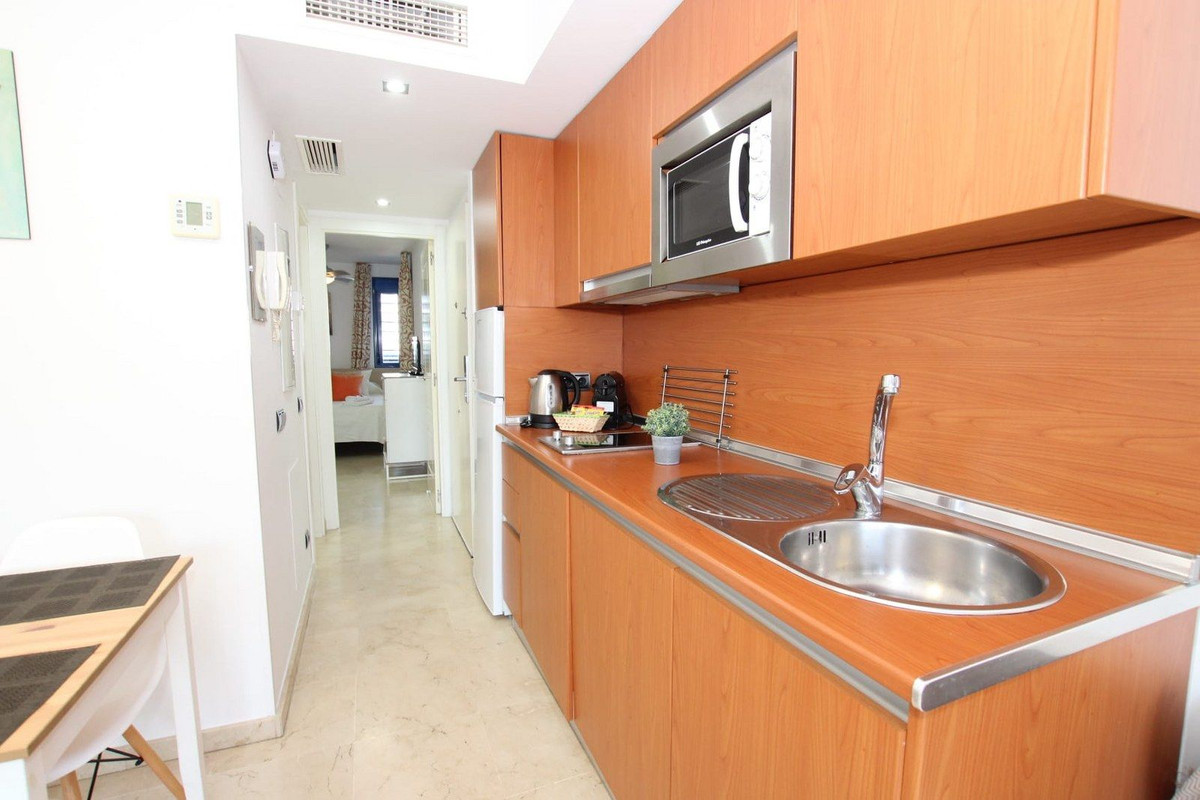 Se vende Apartamento Planta Media de 1 dormitorios en Costa Del Sol, Málaga, España