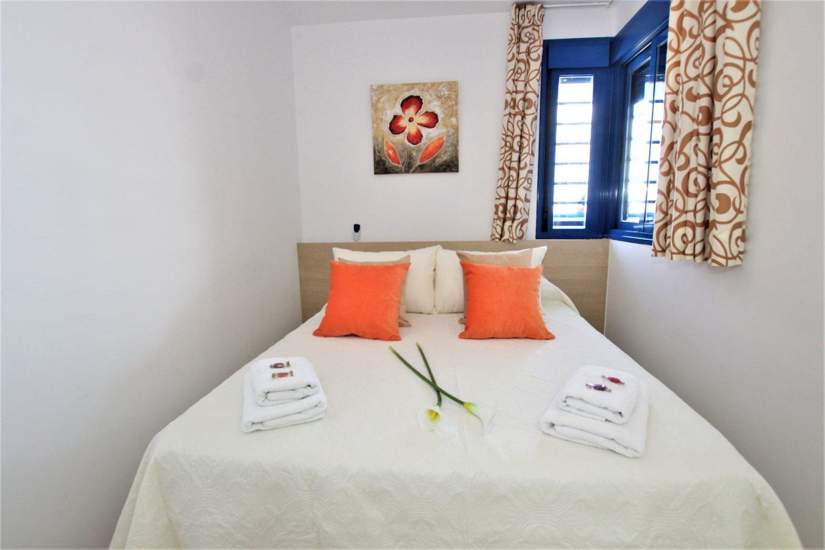 Se vende Apartamento Planta Media de 1 dormitorios en Costa Del Sol, Málaga, España