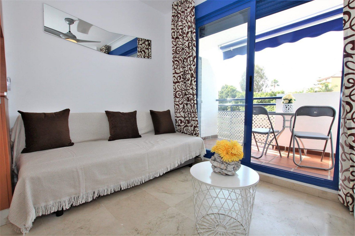 Se vende Apartamento Planta Media de 1 dormitorios en Costa Del Sol, Málaga, España