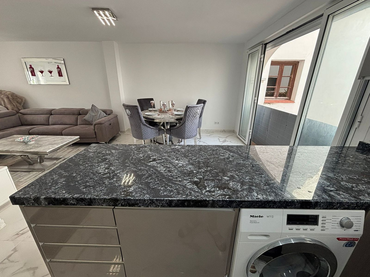 Se vende Apartamento Planta Media de 1 dormitorios en Costa Del Sol, Málaga, España