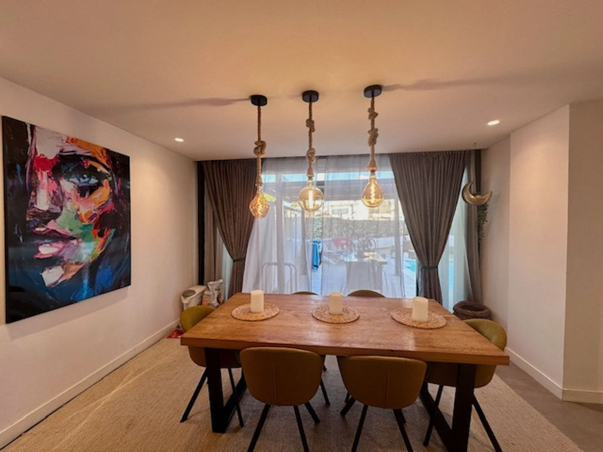 2 Bed Apartment for sale in Estepona Costa Del Sol, Málaga, Spain