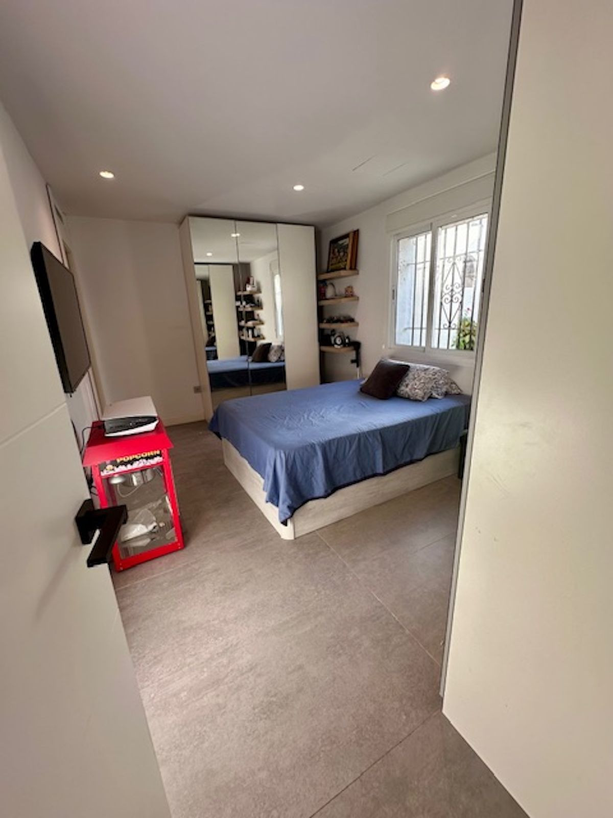 2 Bed Apartment for sale in Estepona Costa Del Sol, Málaga, Spain