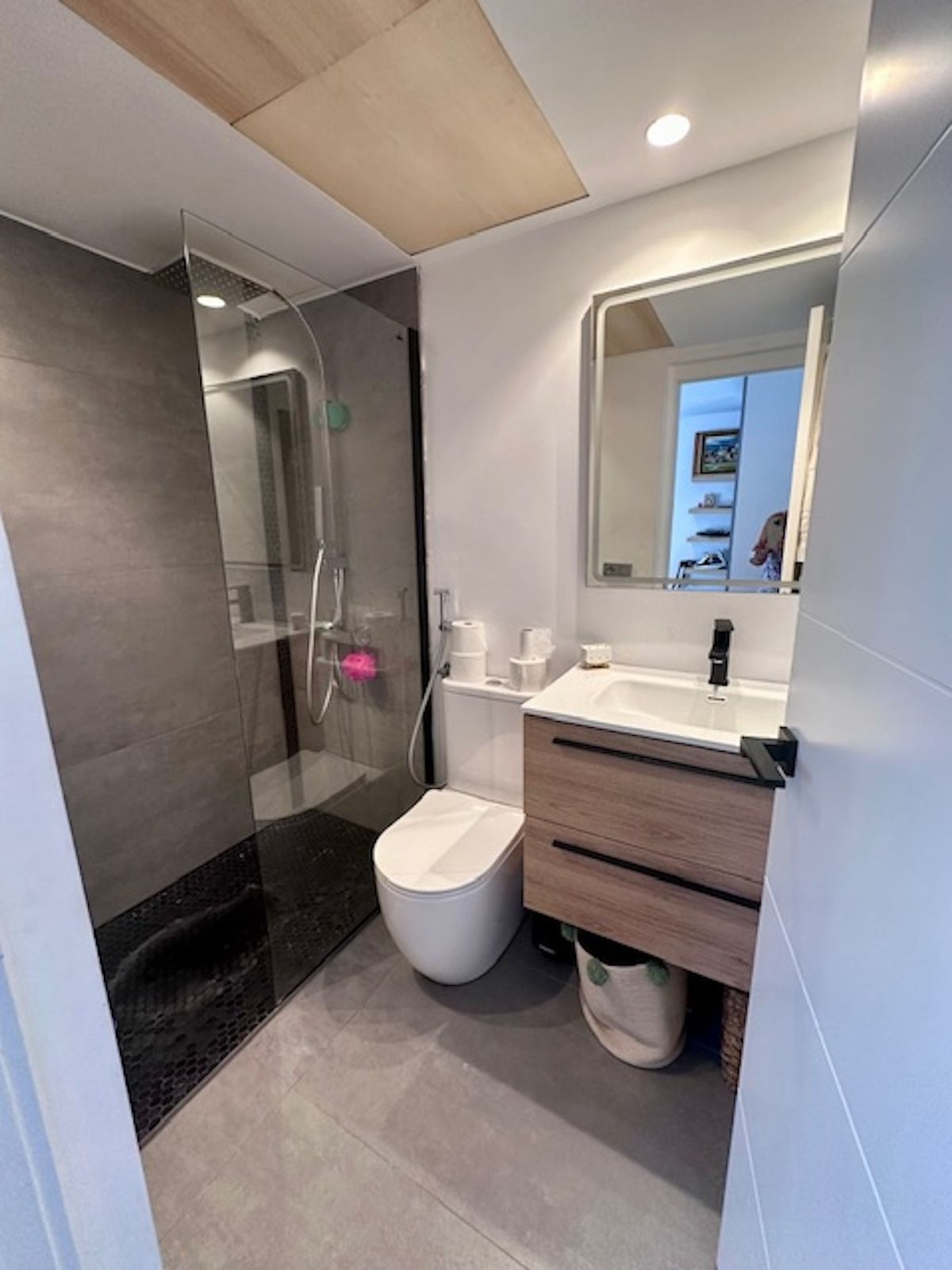 2 Bed Apartment for sale in Estepona Costa Del Sol, Málaga, Spain
