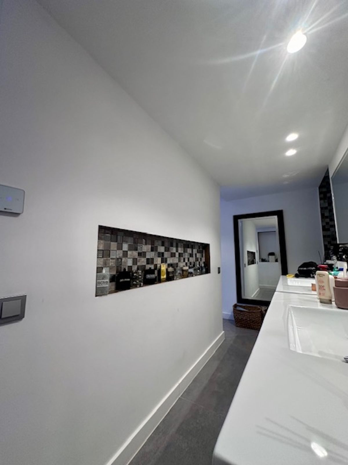 2 Bed Apartment for sale in Estepona Costa Del Sol, Málaga, Spain