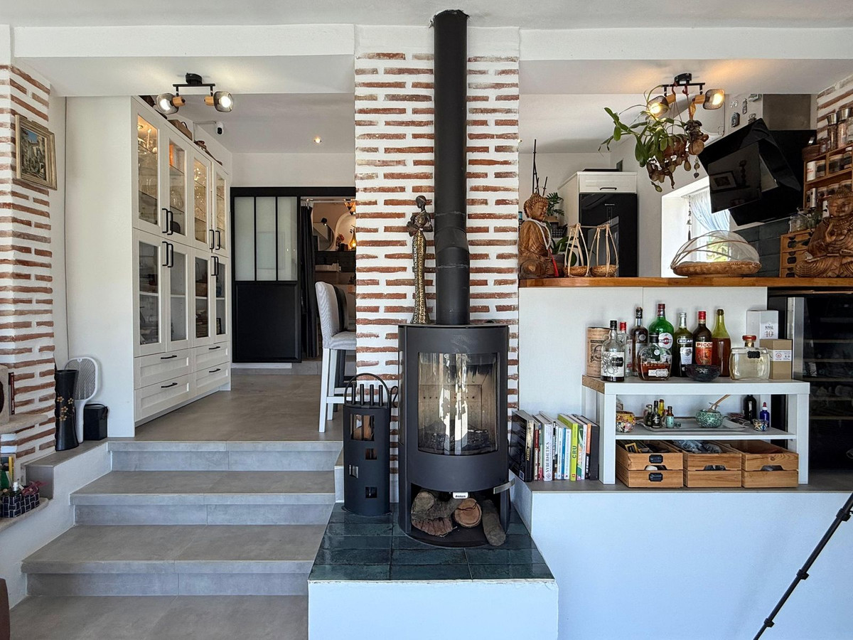 5 Bed Townhouse for sale in Villanueva De La Concepcion Costa Del Sol, Málaga, Spain