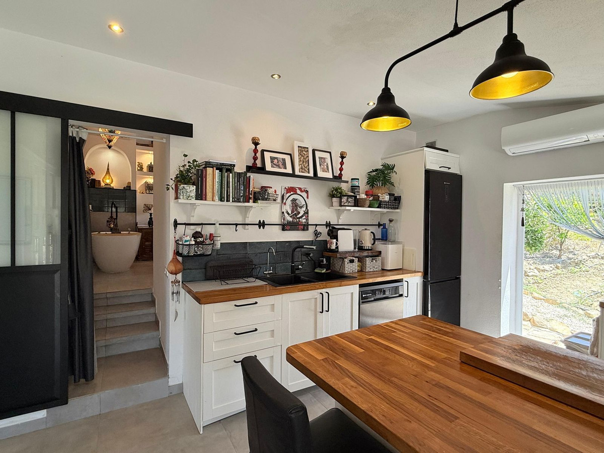 5 Bed Townhouse for sale in Villanueva De La Concepcion Costa Del Sol, Málaga, Spain