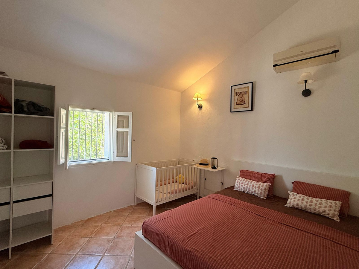 5 Bed Townhouse for sale in Villanueva De La Concepcion Costa Del Sol, Málaga, Spain