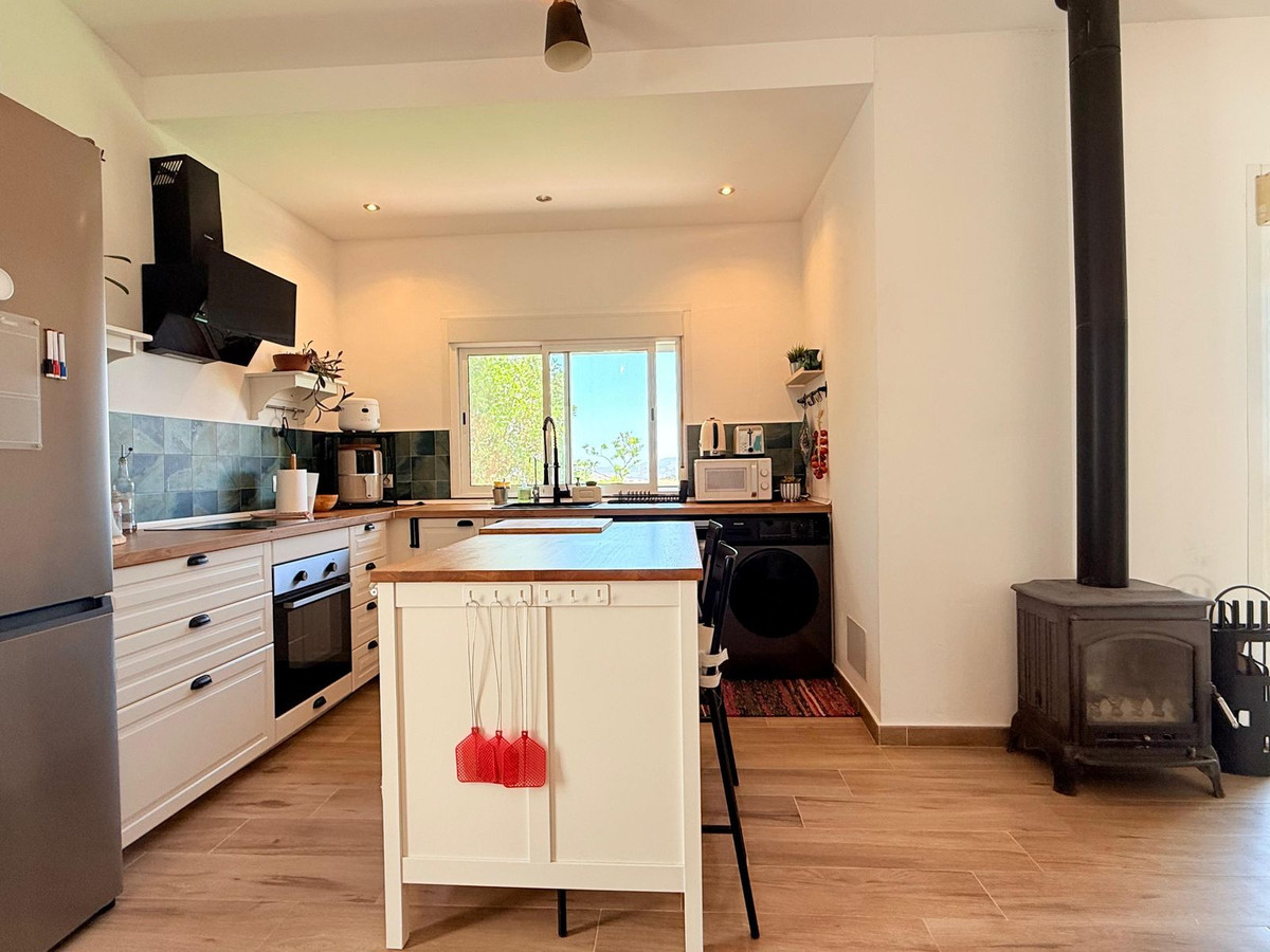 5 Bed Townhouse for sale in Villanueva De La Concepcion Costa Del Sol, Málaga, Spain