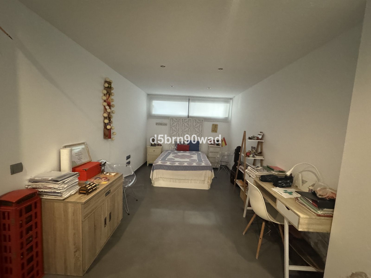 Se vende Villa - Chalet de 4 dormitorios en Costa Del Sol, Málaga, España