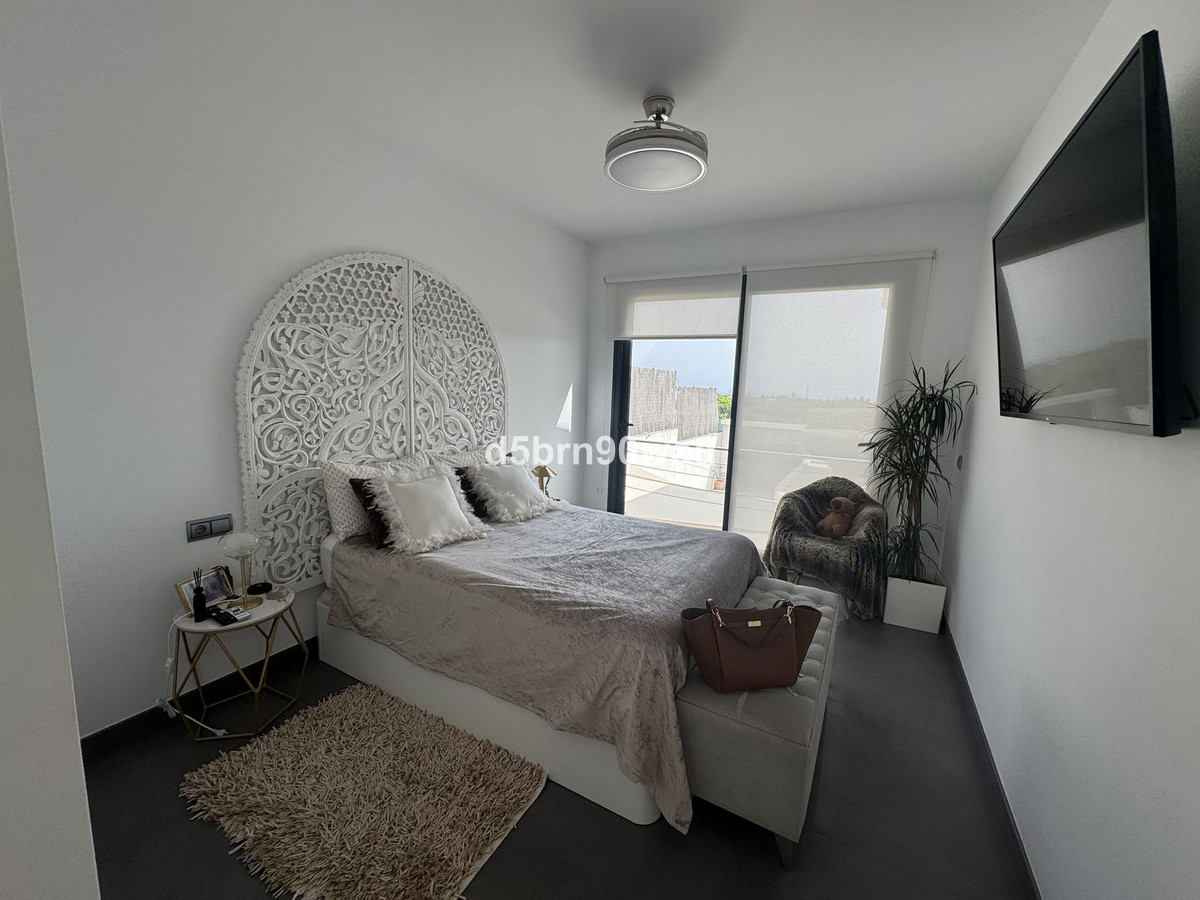Se vende Villa - Chalet de 4 dormitorios en Costa Del Sol, Málaga, España