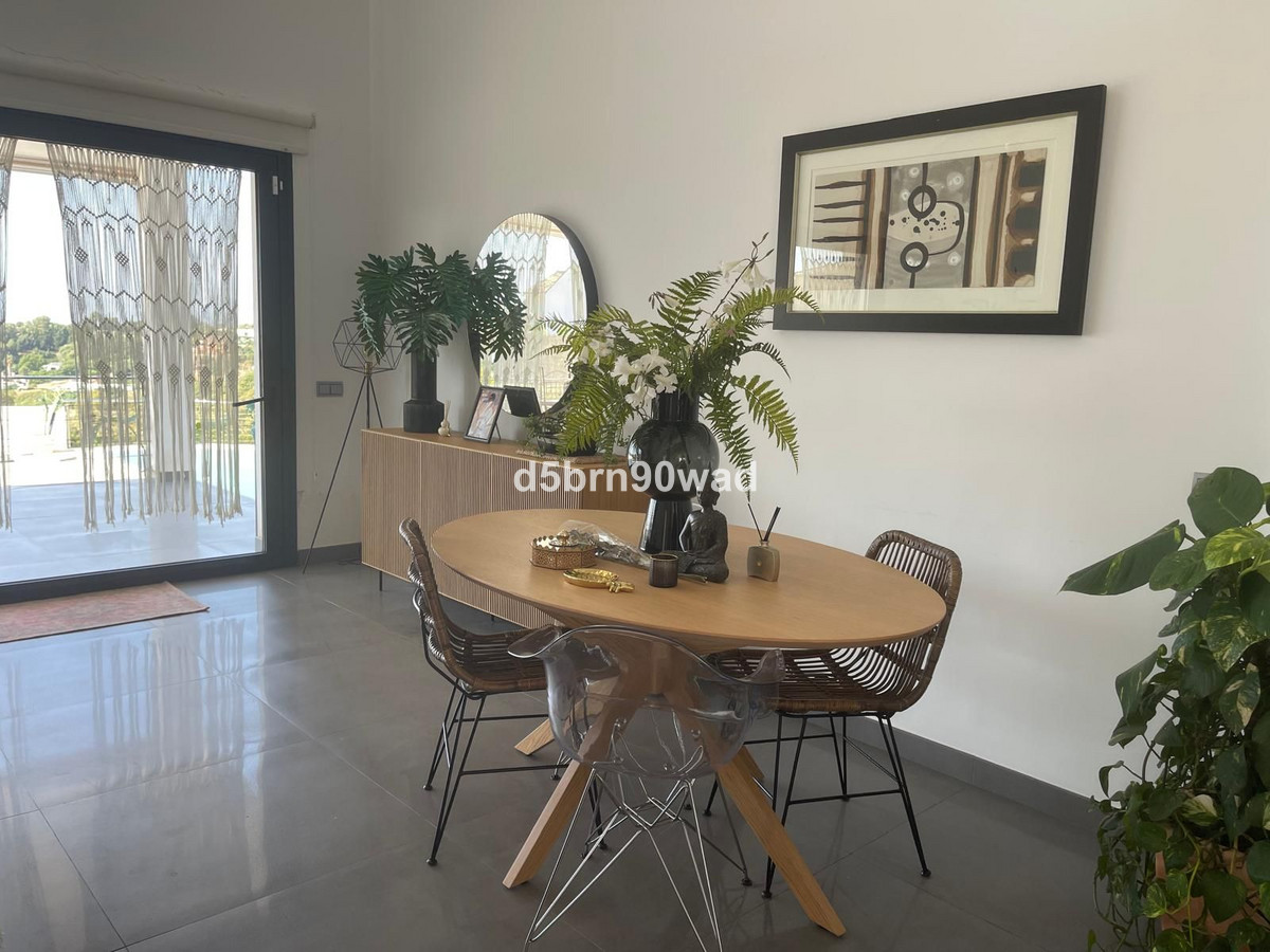 Se vende Villa - Chalet de 4 dormitorios en Costa Del Sol, Málaga, España