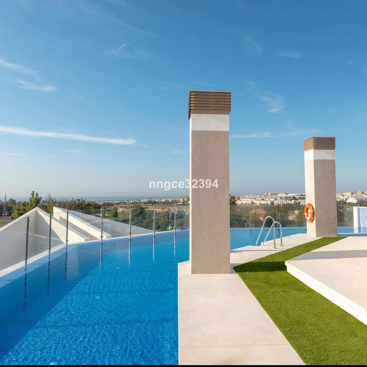 Se vende Apartamento Planta Media de 3 dormitorios en Costa Del Sol, Málaga, España