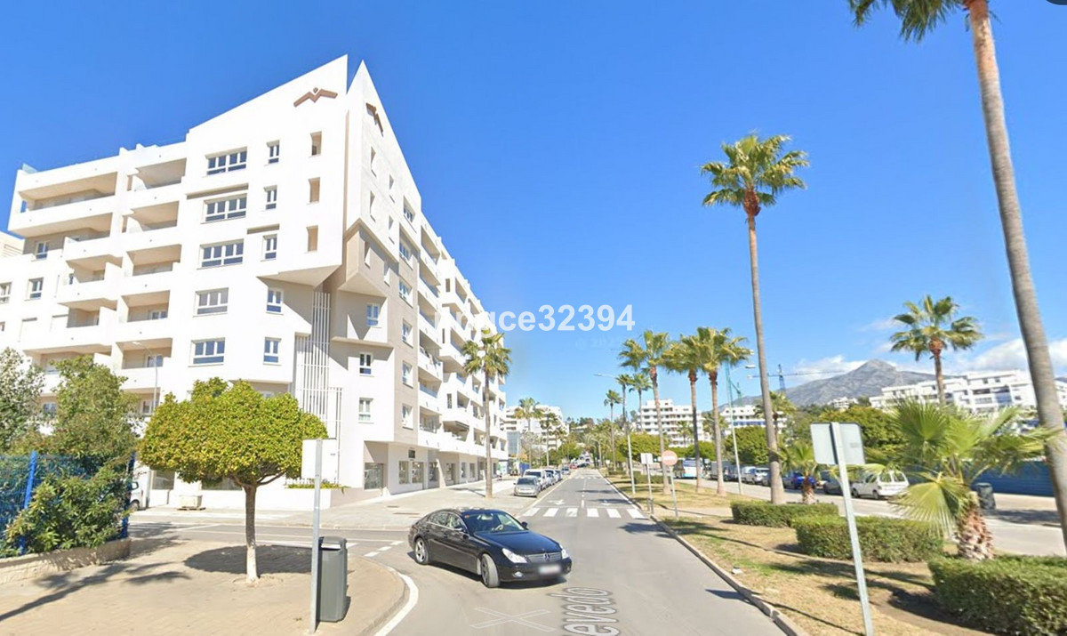 Se vende Apartamento Planta Media de 3 dormitorios en Costa Del Sol, Málaga, España