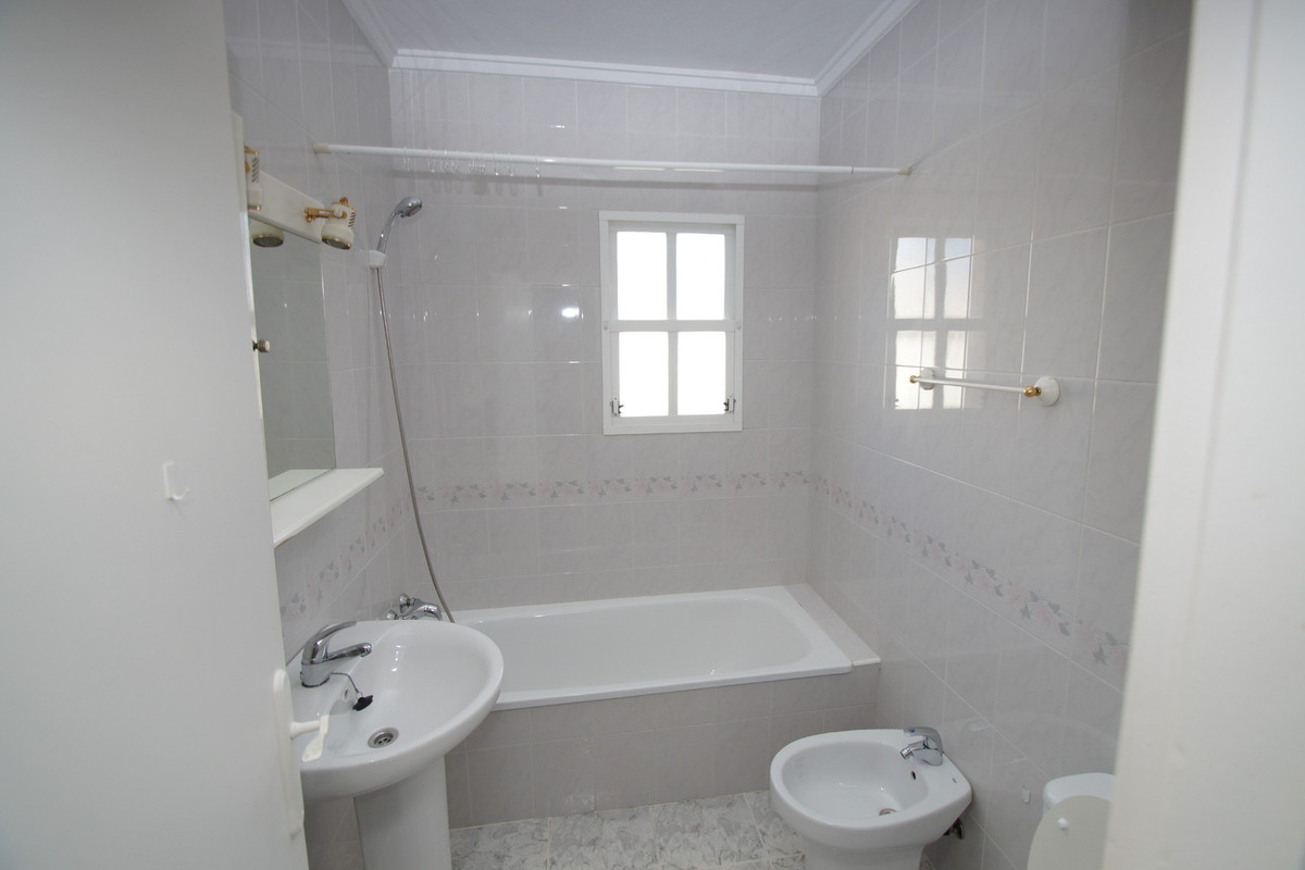2 Bed Townhouse for sale in Playa Flamenca Costa Blanca, Alicante, Spain
