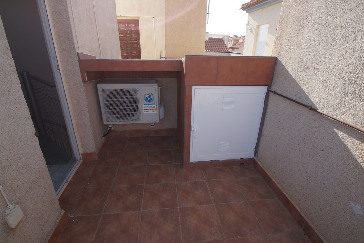 2 Bed Townhouse for sale in Playa Flamenca Costa Blanca, Alicante, Spain