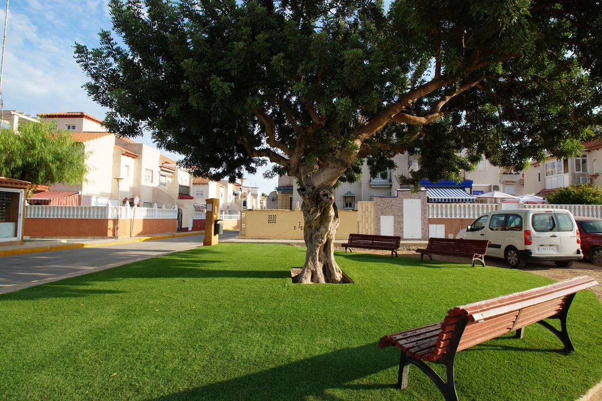 2 Bed Townhouse for sale in Playa Flamenca Costa Blanca, Alicante, Spain