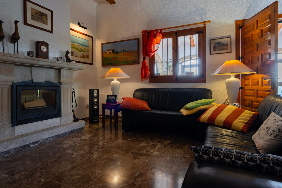 4 Bed Townhouse for sale in Javea Costa Blanca, Alicante, Spain