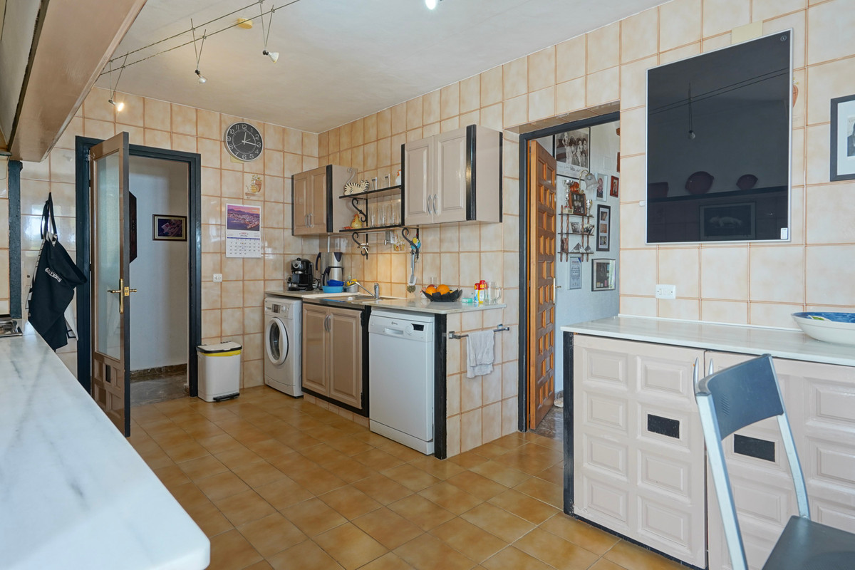 4 Bed Townhouse for sale in Javea Costa Blanca, Alicante, Spain