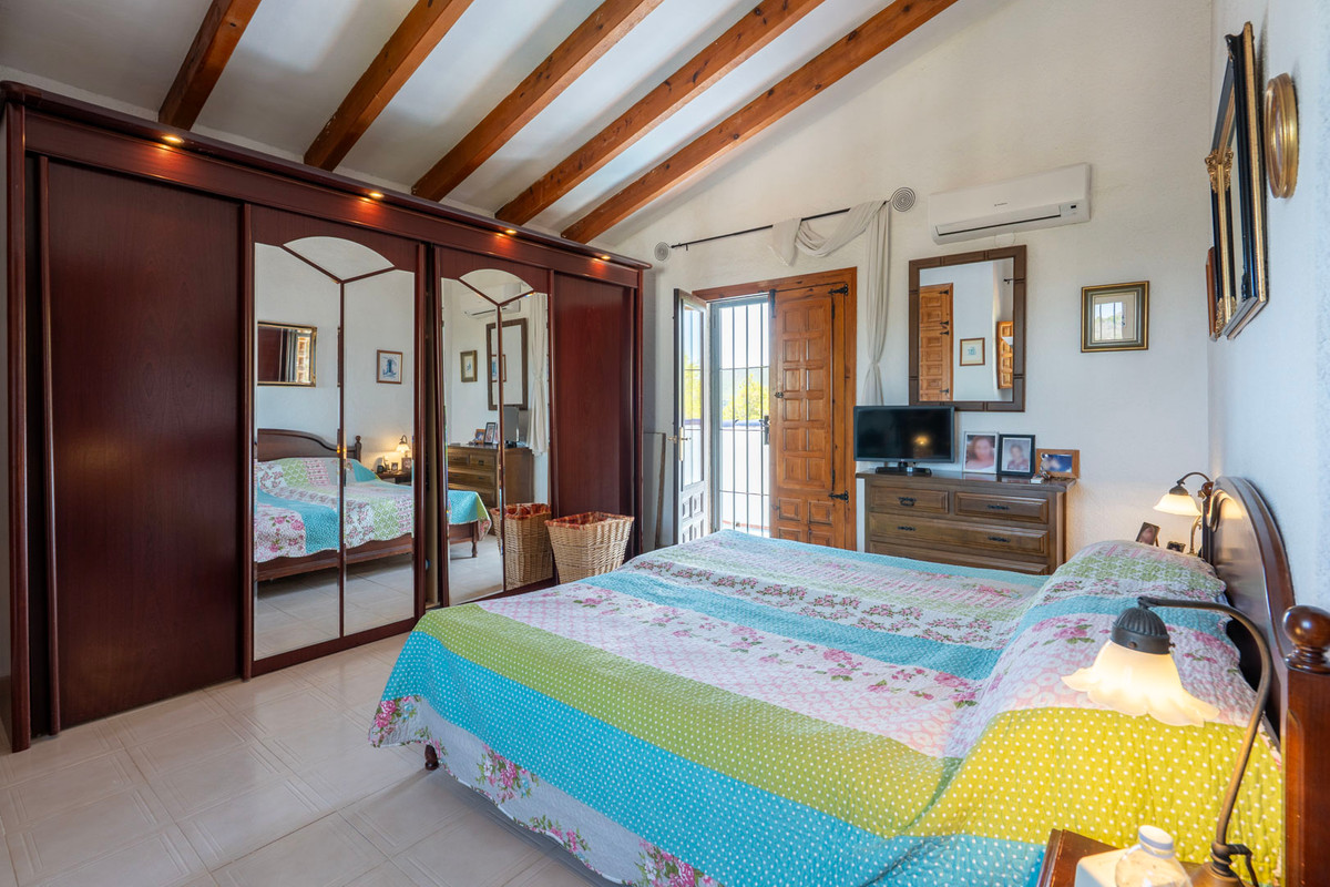 4 Bed Townhouse for sale in Javea Costa Blanca, Alicante, Spain