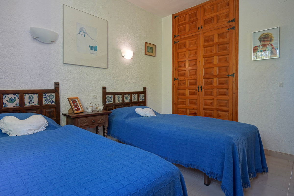 4 Bed Townhouse for sale in Javea Costa Blanca, Alicante, Spain
