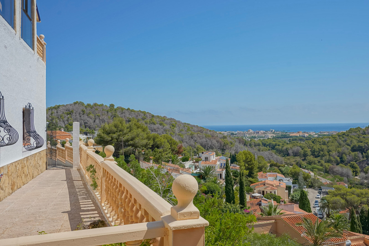 4 Bed Townhouse for sale in Javea Costa Blanca, Alicante, Spain