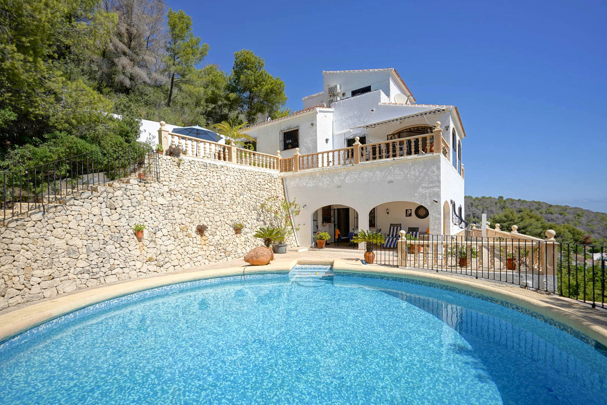 4 Bed Townhouse for sale in Javea Costa Blanca, Alicante, Spain