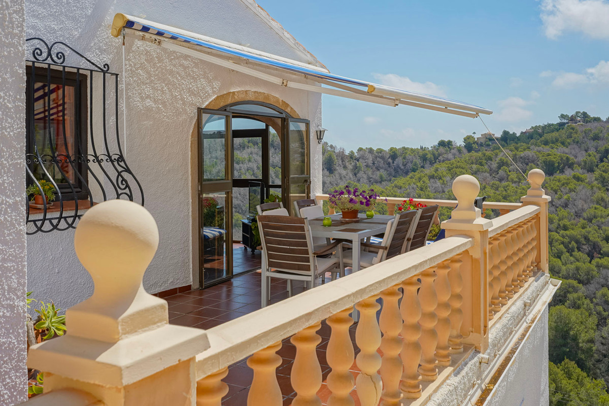 4 Bed Townhouse for sale in Javea Costa Blanca, Alicante, Spain