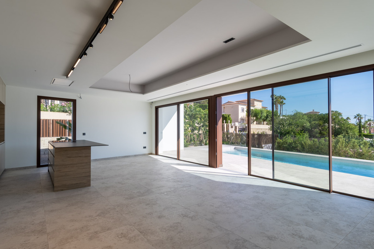 4 Bed Townhouse for sale in Benissa Costa Blanca, Alicante, Spain