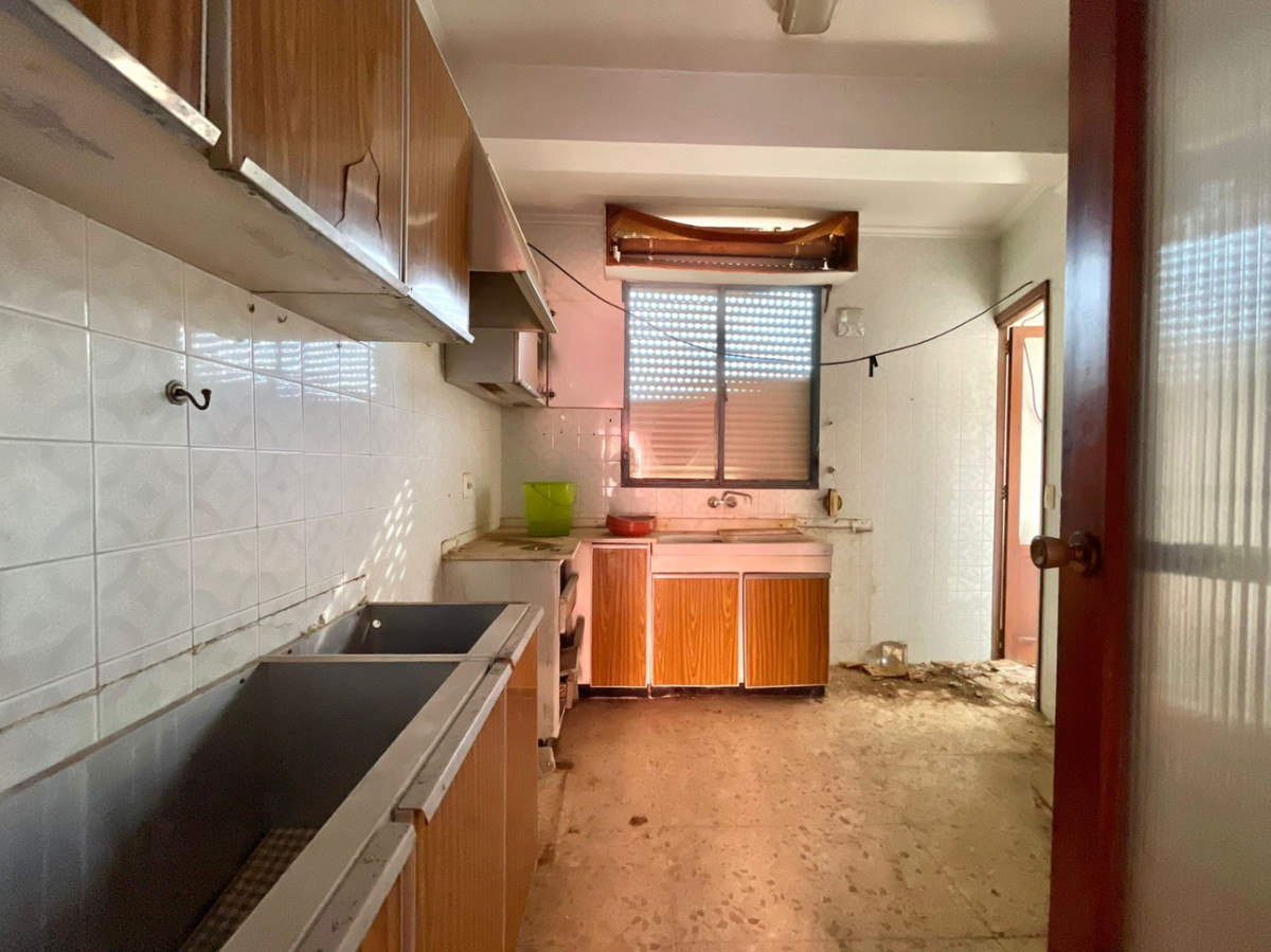 Se vende Adosada de 10 dormitorios en Costa Blanca, Alicante, España