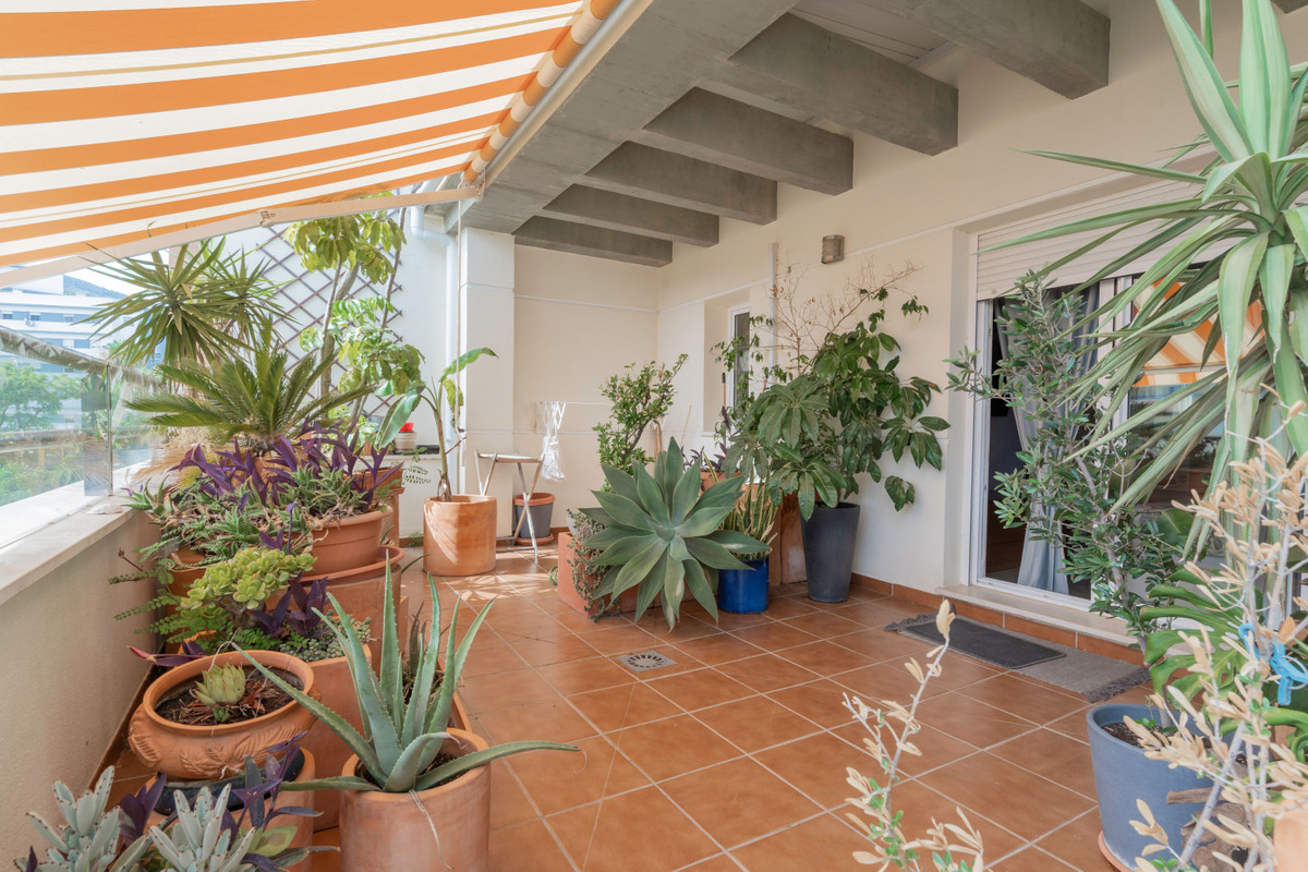 4 Bed Apartment for sale in El Pinillo Costa Del Sol, Málaga, Spain
