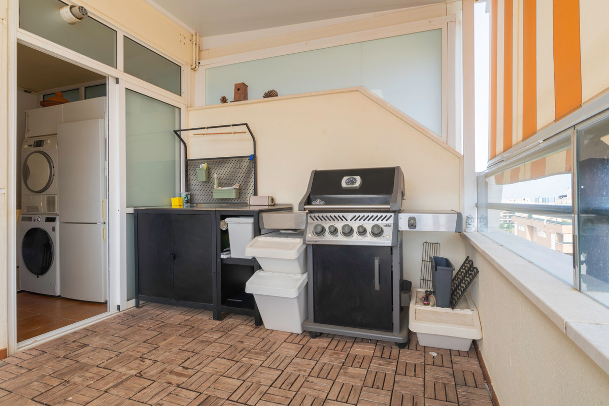 4 Bed Apartment for sale in El Pinillo Costa Del Sol, Málaga, Spain