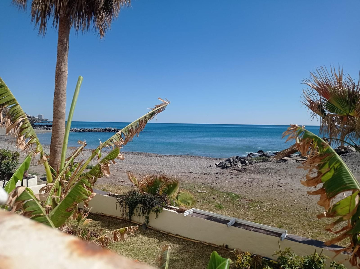 Se vende Apartamento Planta Baja de 2 dormitorios en Costa Del Sol, Málaga, España