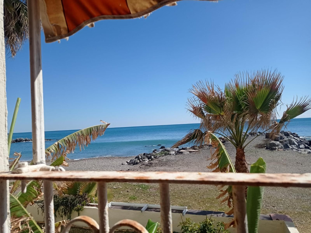 Se vende Apartamento Planta Baja de 2 dormitorios en Costa Del Sol, Málaga, España