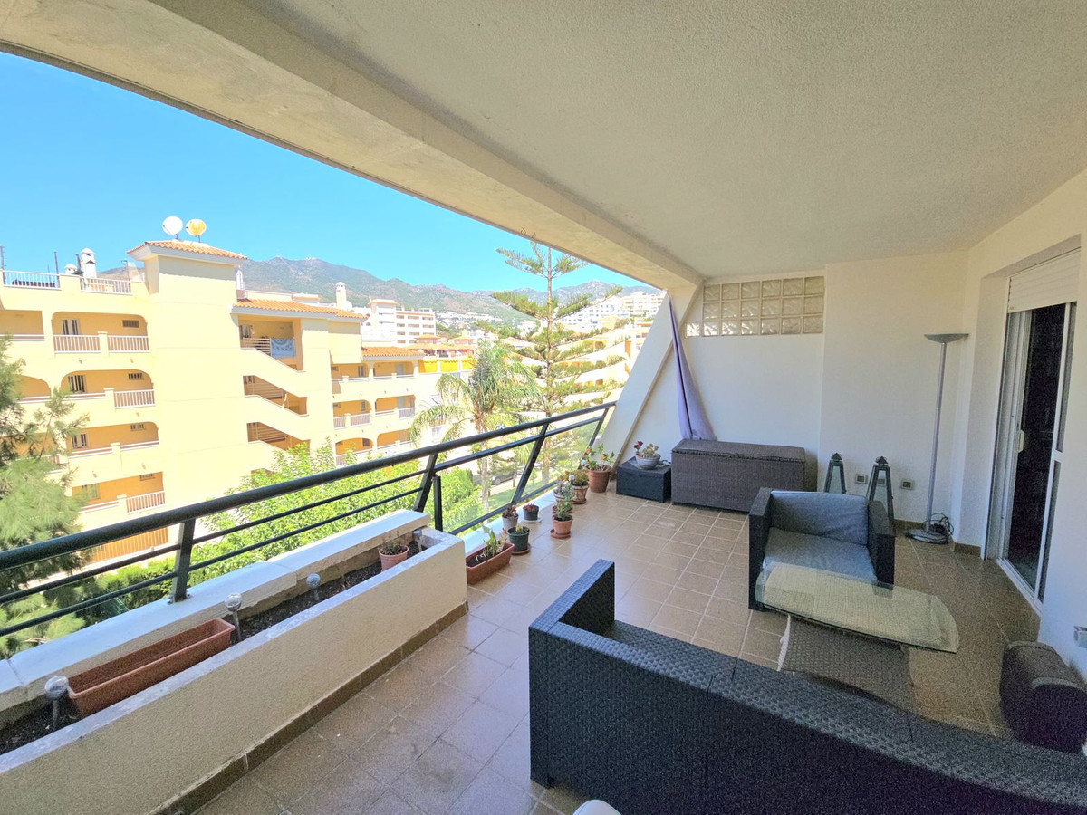 Se vende Apartamento Planta Media de 2 dormitorios en Costa Del Sol, Málaga, España