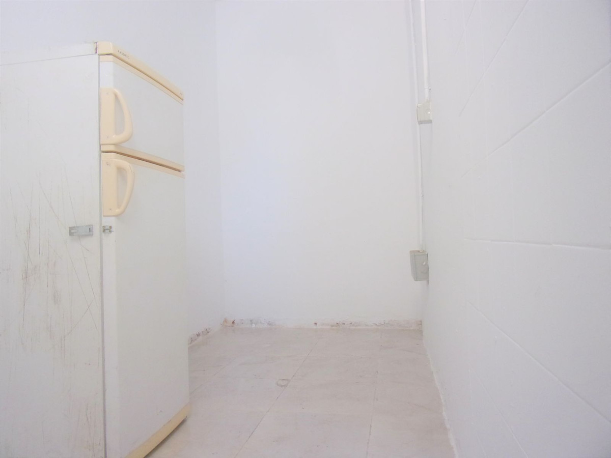 1 Bed Commercial unit for sale in Marbella Costa Del Sol, Málaga, Spain