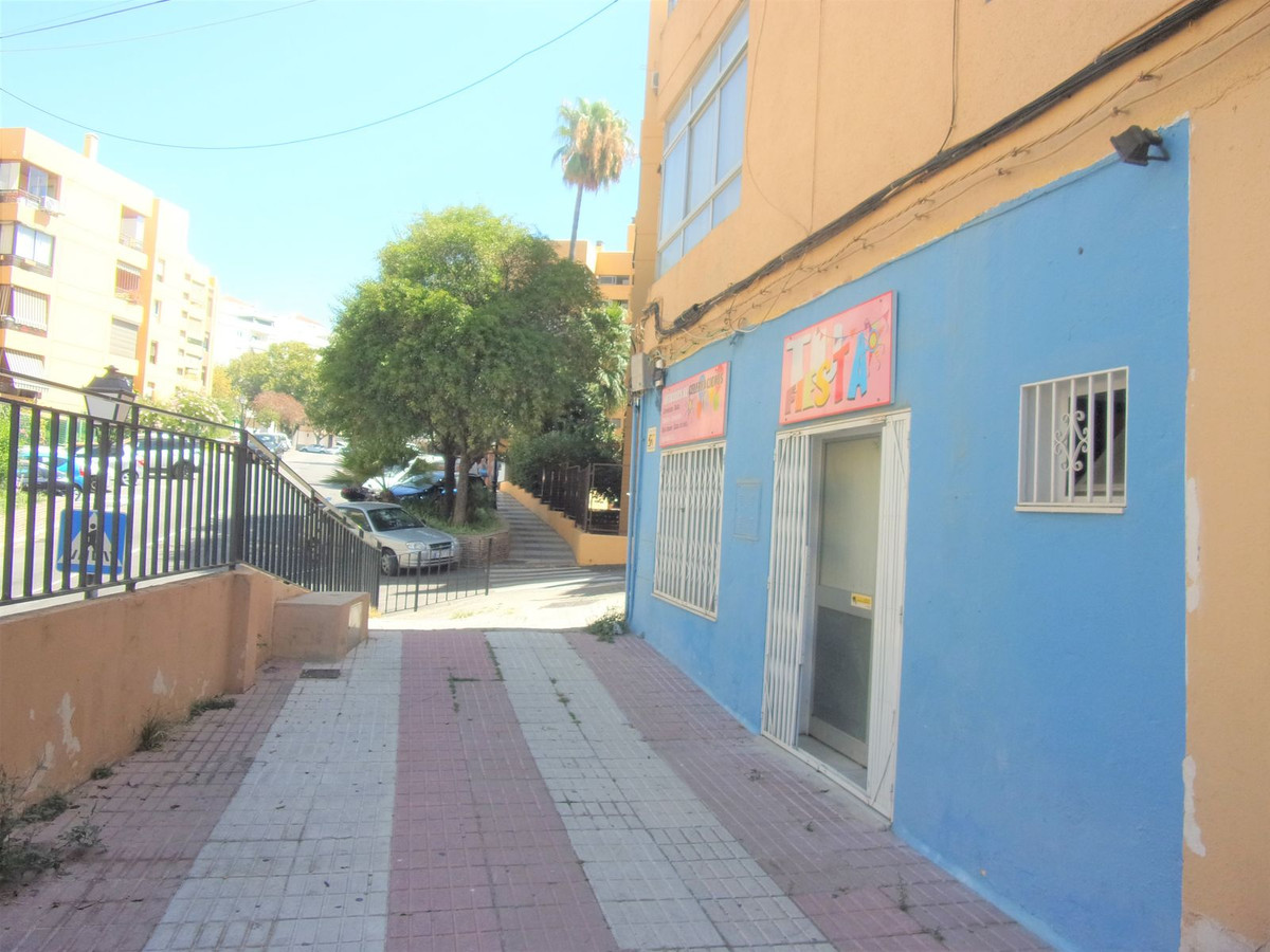 1 Bed Commercial unit for sale in Marbella Costa Del Sol, Málaga, Spain