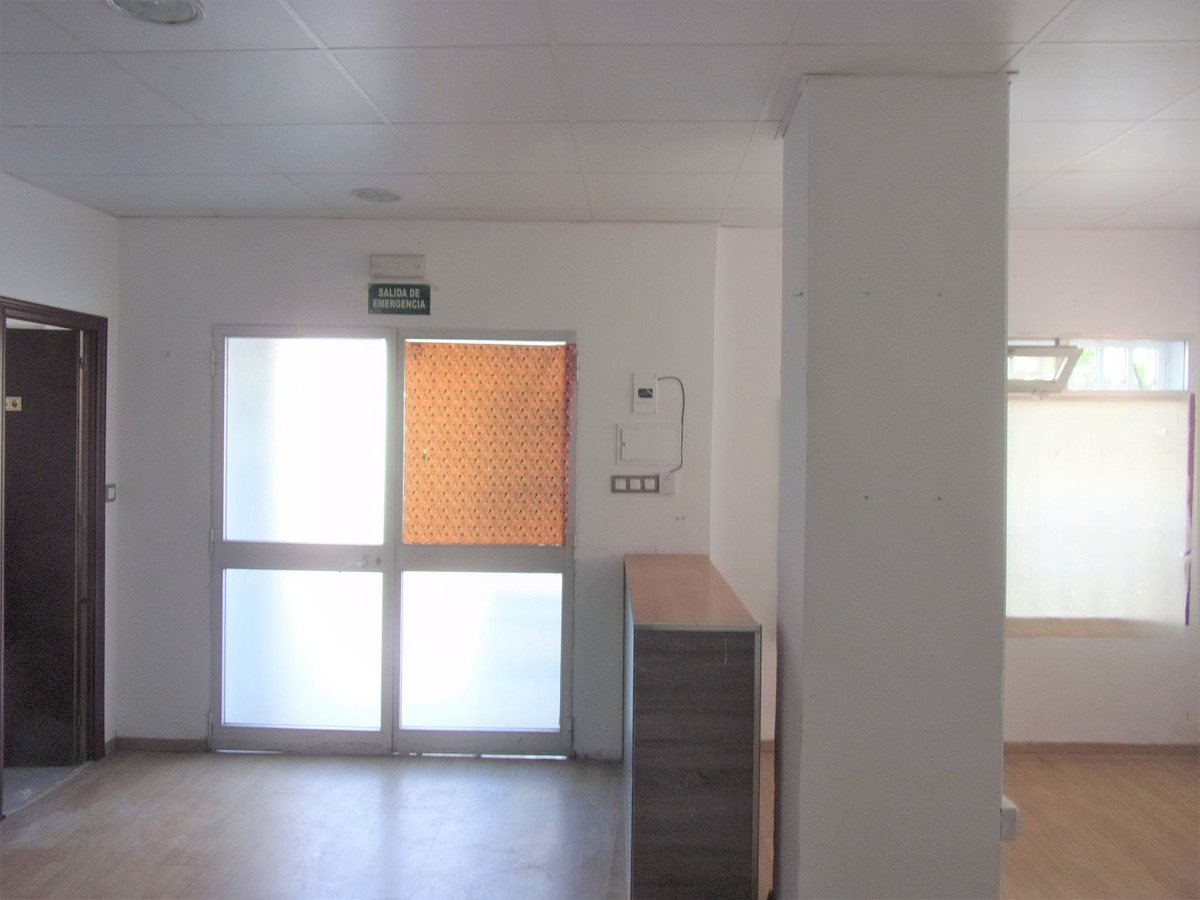 1 Bed Commercial unit for sale in Marbella Costa Del Sol, Málaga, Spain