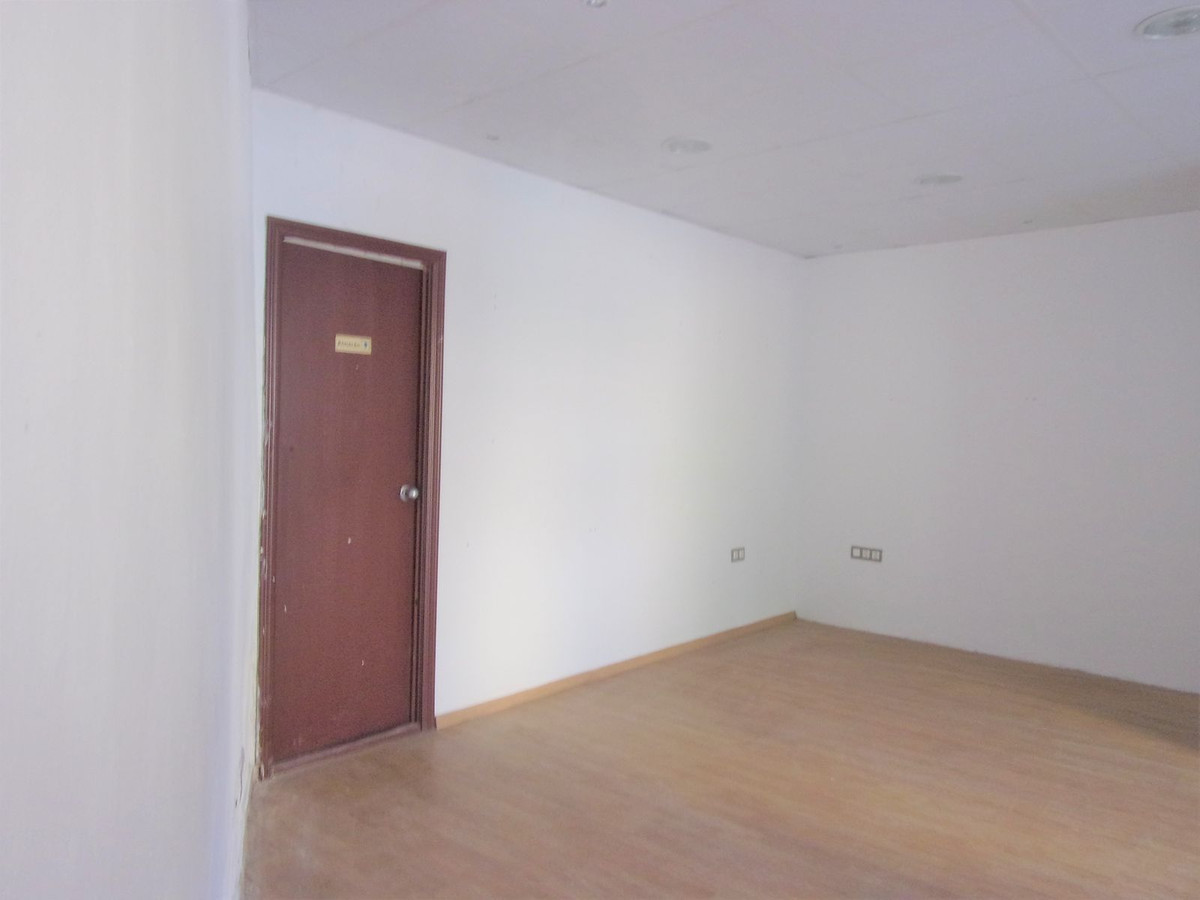 1 Bed Commercial unit for sale in Marbella Costa Del Sol, Málaga, Spain