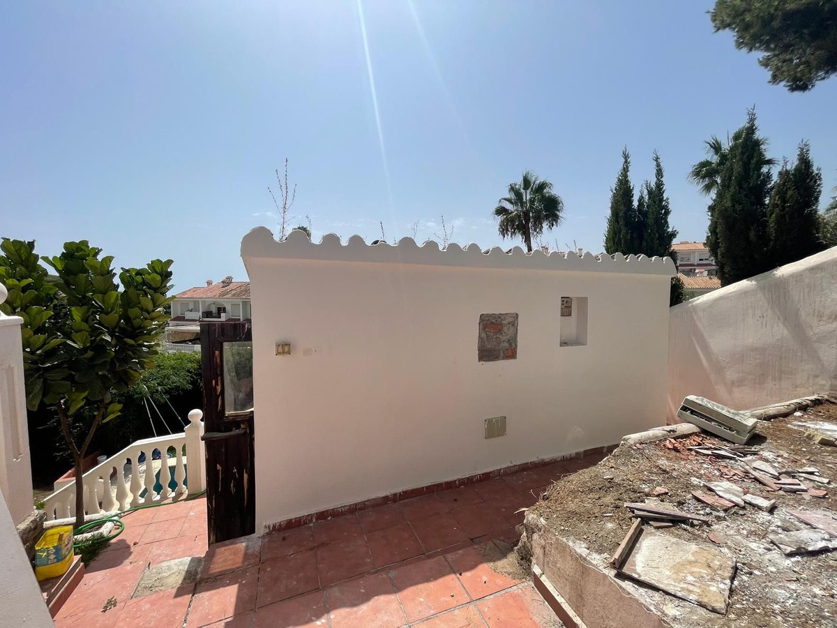 Se vende Villa - Chalet de 3 dormitorios en Costa Del Sol, Málaga, España