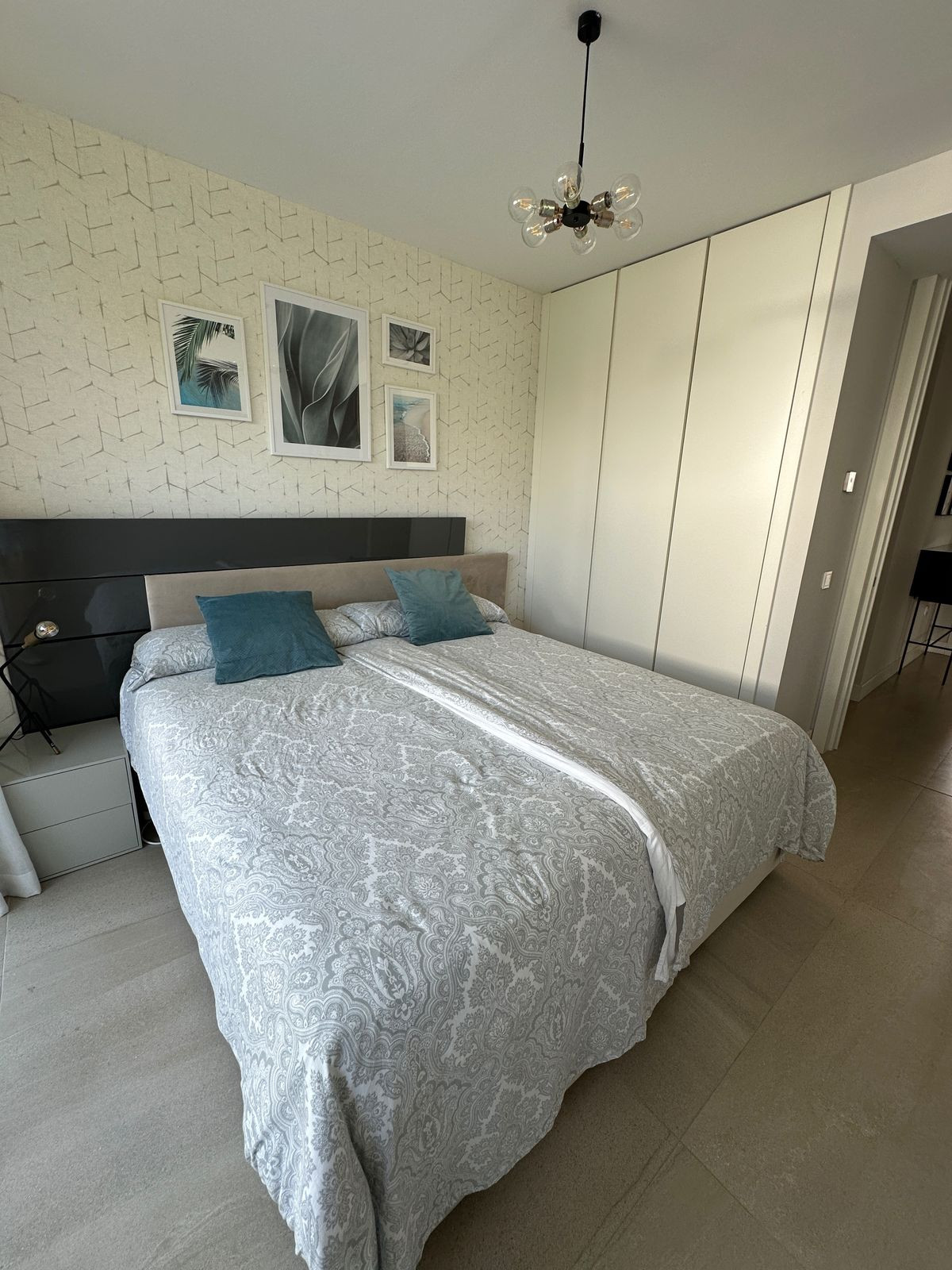 2 Bed Apartment for sale in Estepona Costa Del Sol, Málaga, Spain