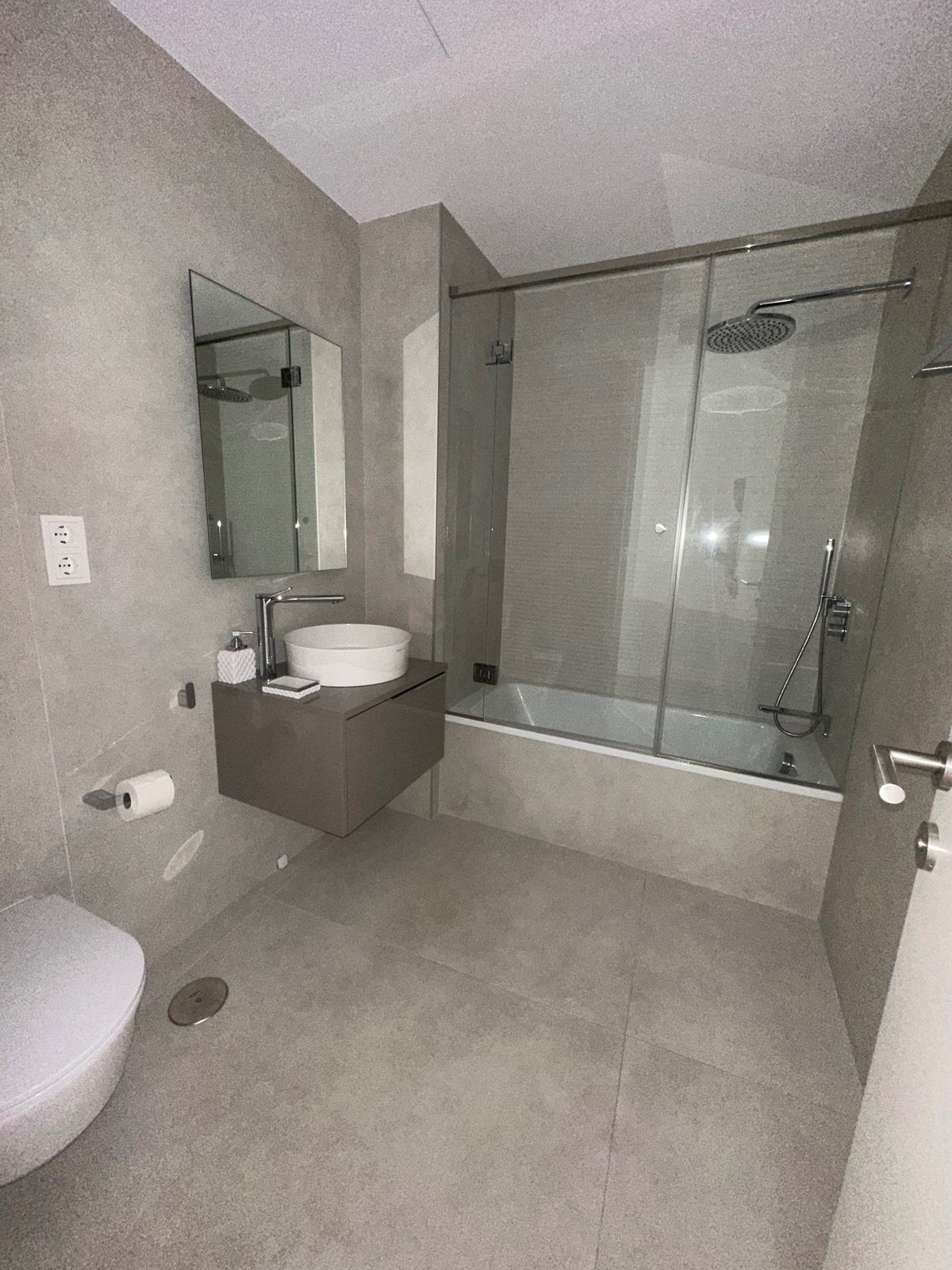 2 Bed Apartment for sale in Estepona Costa Del Sol, Málaga, Spain