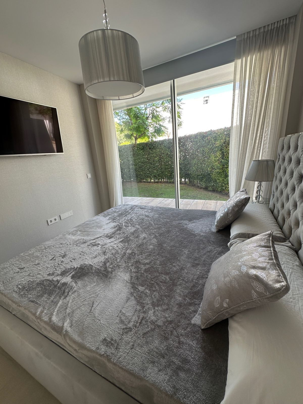 2 Bed Apartment for sale in Estepona Costa Del Sol, Málaga, Spain