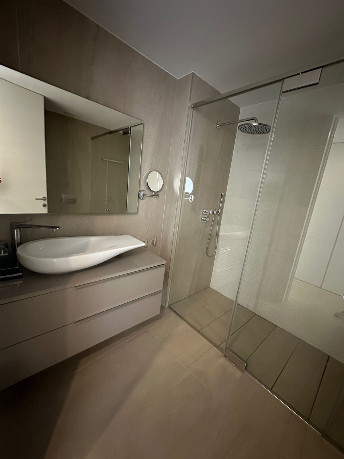 2 Bed Apartment for sale in Estepona Costa Del Sol, Málaga, Spain