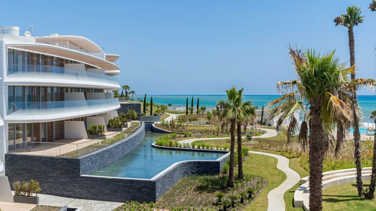 2 Bed Apartment for sale in Estepona Costa Del Sol, Málaga, Spain