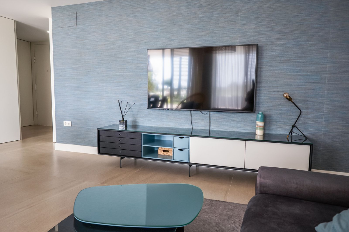 2 Bed Apartment for sale in Estepona Costa Del Sol, Málaga, Spain