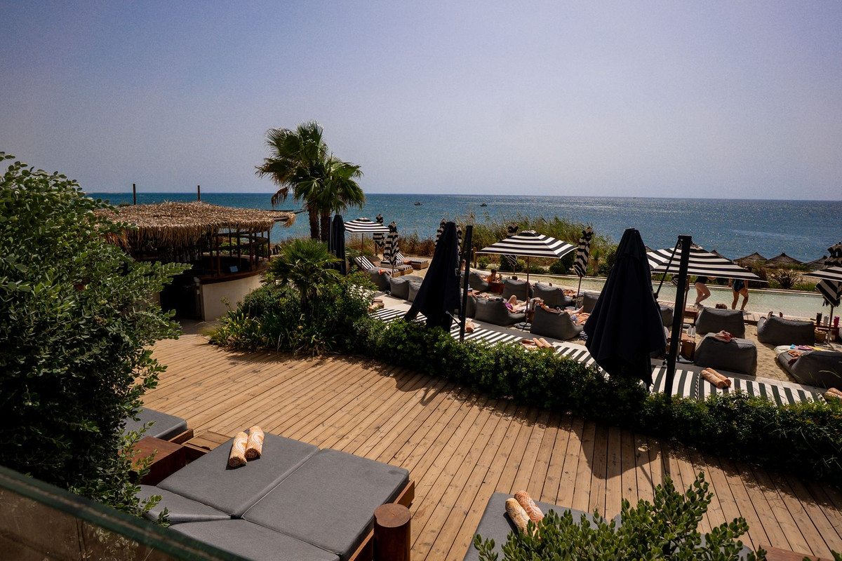 2 Bed Apartment for sale in Estepona Costa Del Sol, Málaga, Spain