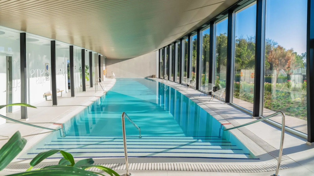 2 Bed Apartment for sale in Estepona Costa Del Sol, Málaga, Spain