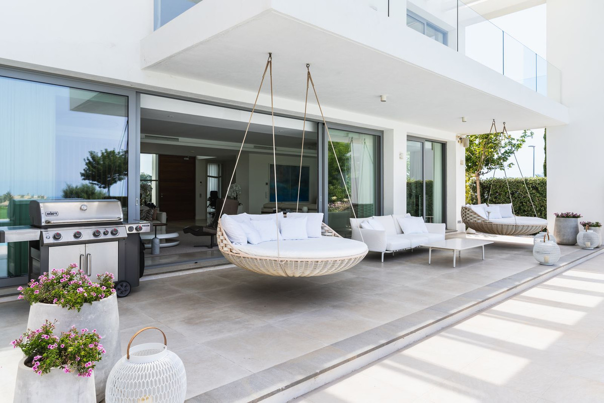 Se vende Villa - Chalet de 5 dormitorios en Costa Del Sol, Málaga, España