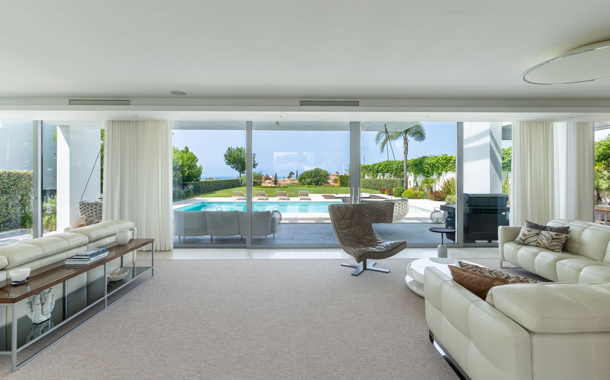 Se vende Villa - Chalet de 5 dormitorios en Costa Del Sol, Málaga, España