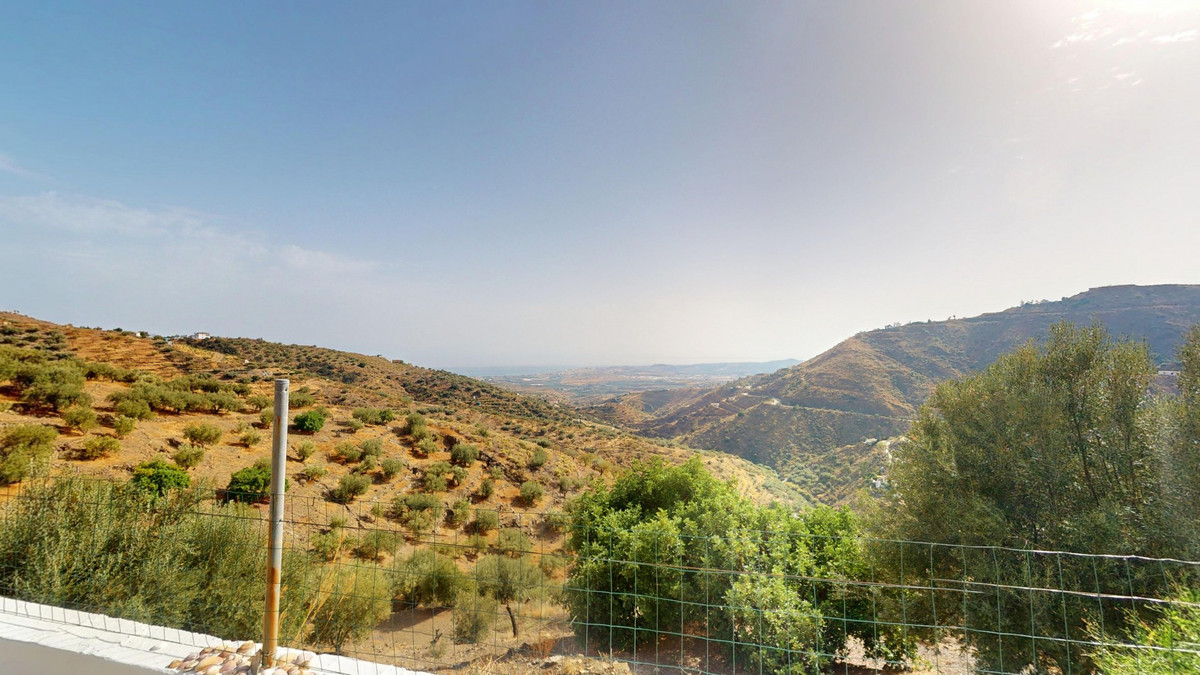 Se vende Villa - Chalet de 3 dormitorios en Costa Del Sol East, Málaga, España